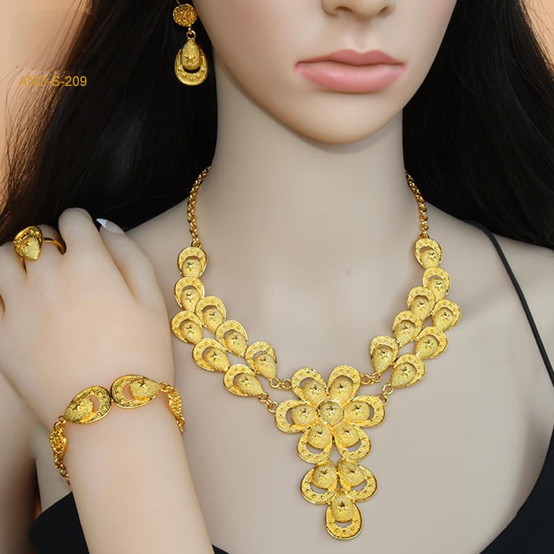 Jewelry Set for Dubai Weddings | Bold Golden Look | Traditional Carved 4-Piece|s-209
