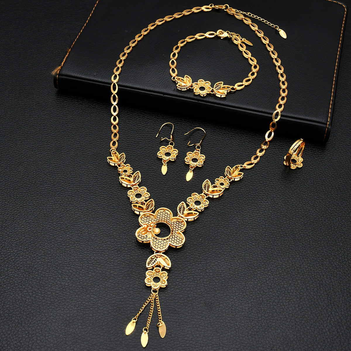 Islamic Style Jewelry Set | Exclusive for Muslim Women | Regal Elegance|s-663