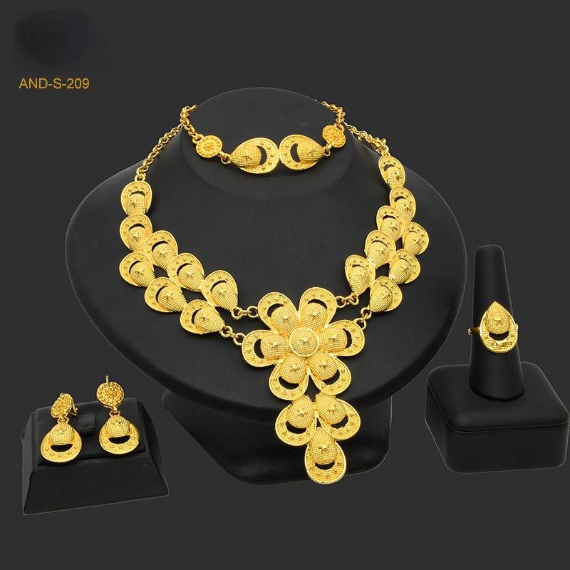 Jewelry Set for Dubai Weddings | Bold Golden Look | Traditional Carved 4-Piece|s-209