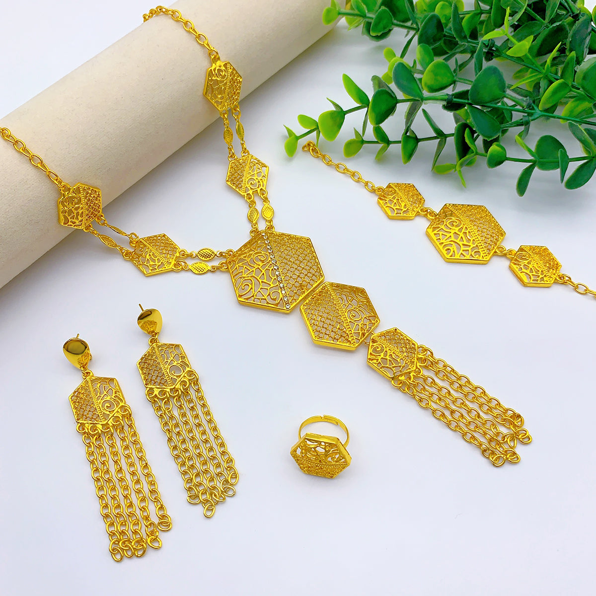 Elegant Jewelry Set | Saudi/Dubai Style Design | Recommended for Women|s-881