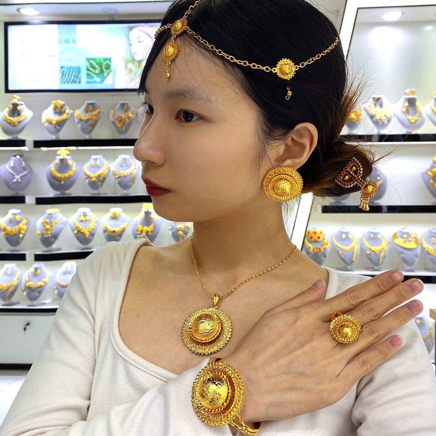 Middle Eastern Gold | Saudi Bridal Set | Traditional Necklace, Stud Earrings, Ring, Bracelet｜a-09