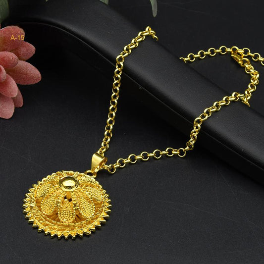 Golden Carved Jewelry Set | Perfect for Gifting and Festive Wear｜a-15