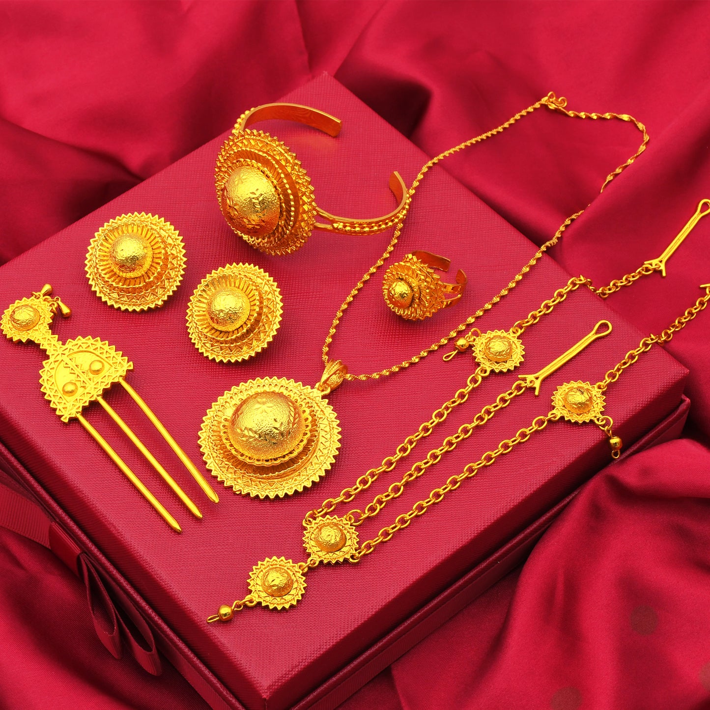 Middle Eastern Gold | Saudi Bridal Set | Traditional Necklace, Stud Earrings, Ring, Bracelet｜a-09