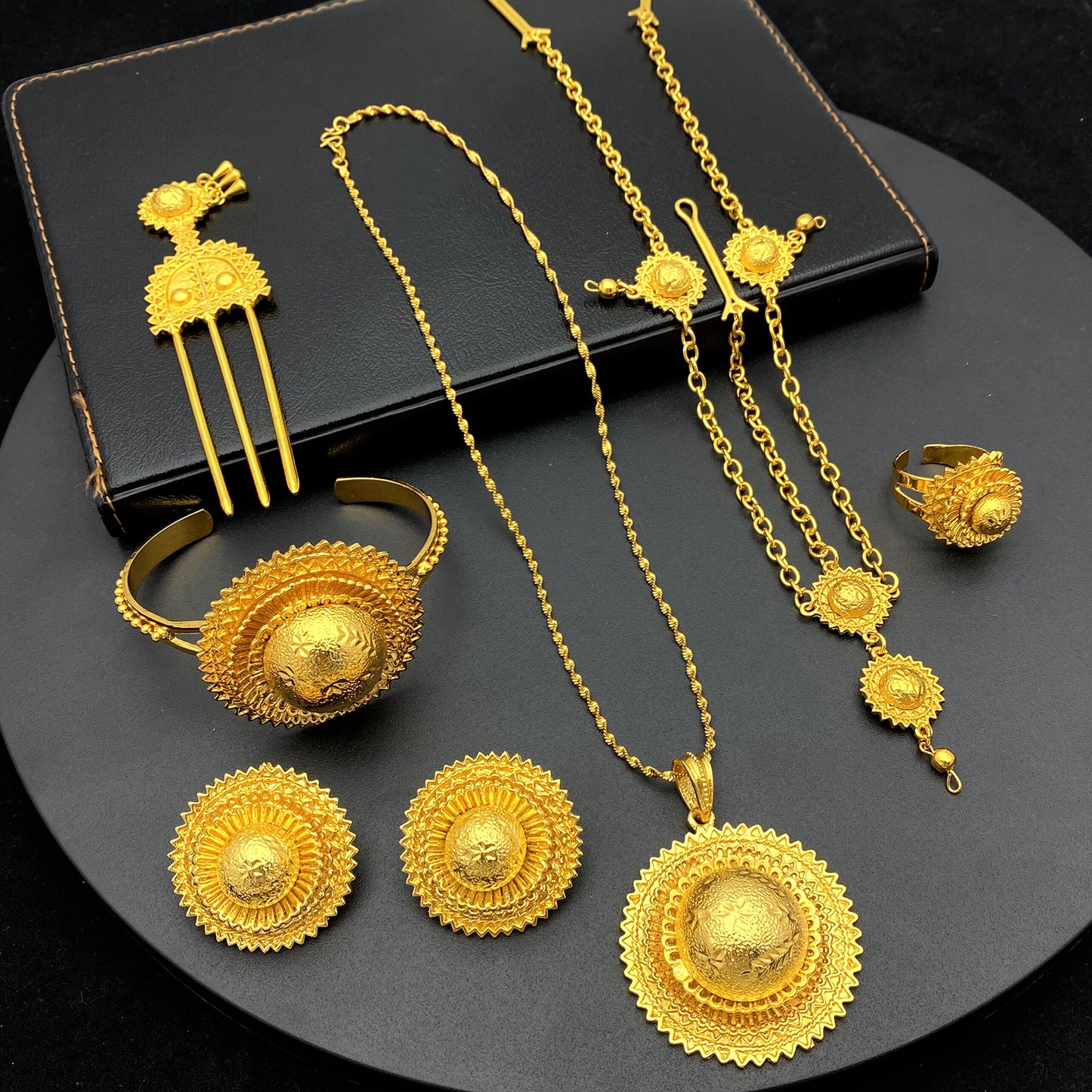 Middle Eastern Gold | Saudi Bridal Set | Traditional Necklace, Stud Earrings, Ring, Bracelet｜a-09
